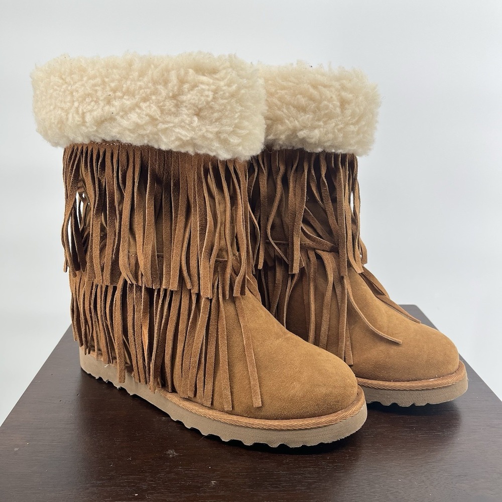 Madden Girl Sleet Fringe Hidden Wedge Boots Womens Size 7.5 Chestnut Brown Boho